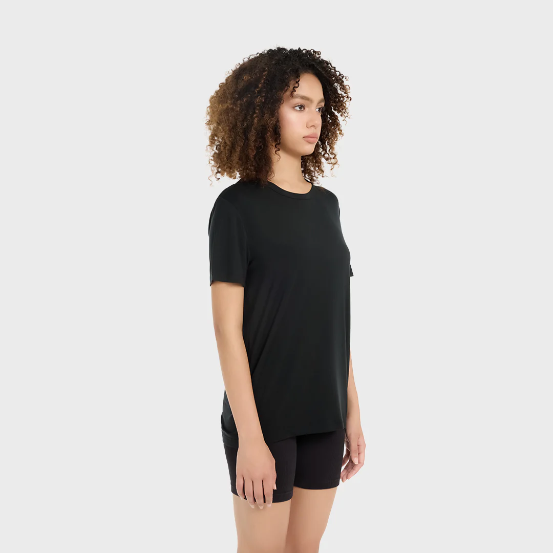 Ultralight Travel T-shirt - Absolute Black - Image 4